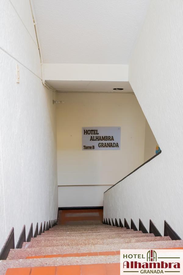 Hotel Alhambra Torre B Granada  Buitenkant foto