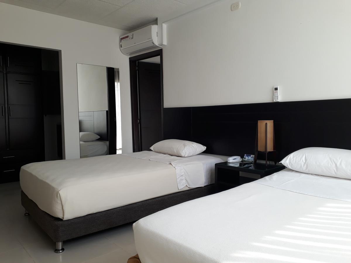 Hotel Alhambra Torre B Granada  Buitenkant foto